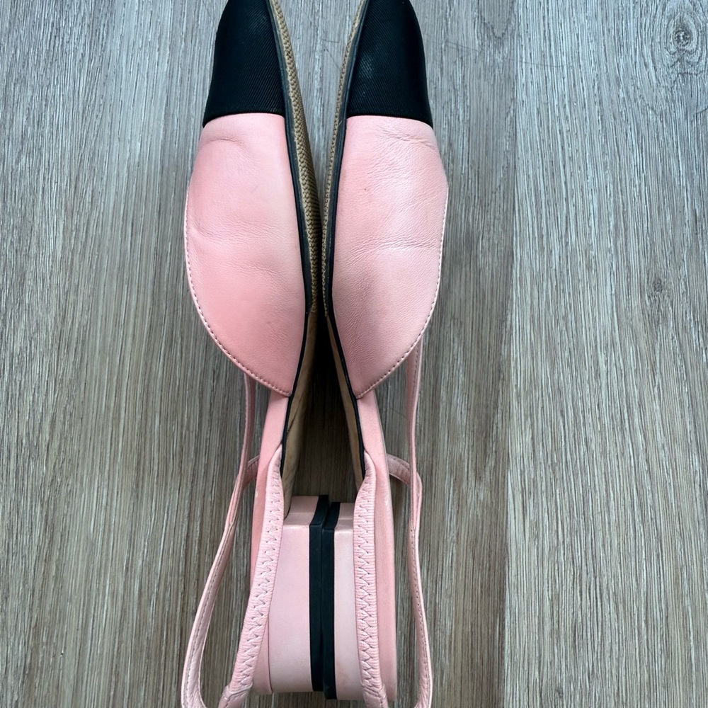 CHANEL Pink and Black Two-Tone Slingback Flats - Picture 2 of 8